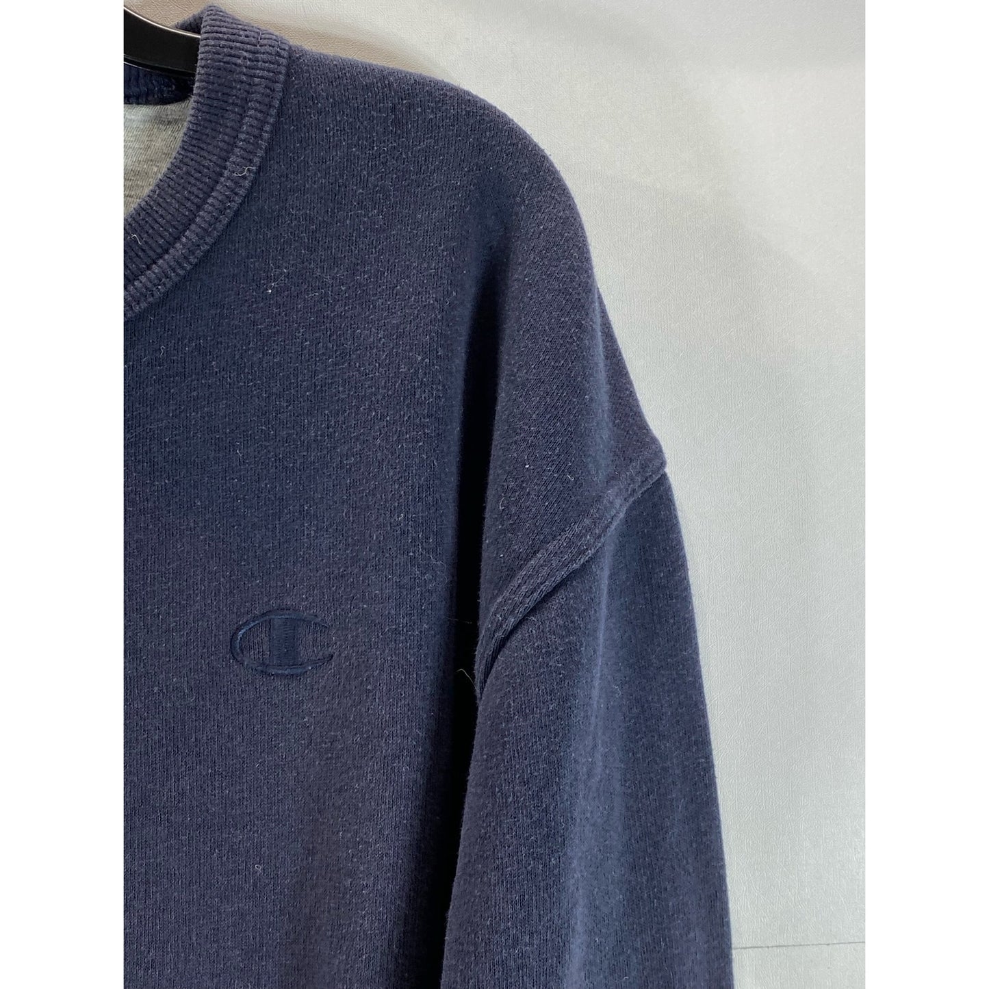 CHAMPION Men's Navy Crewneck Fleece Calssic-Fit Pullover Sweatshirt SZ M