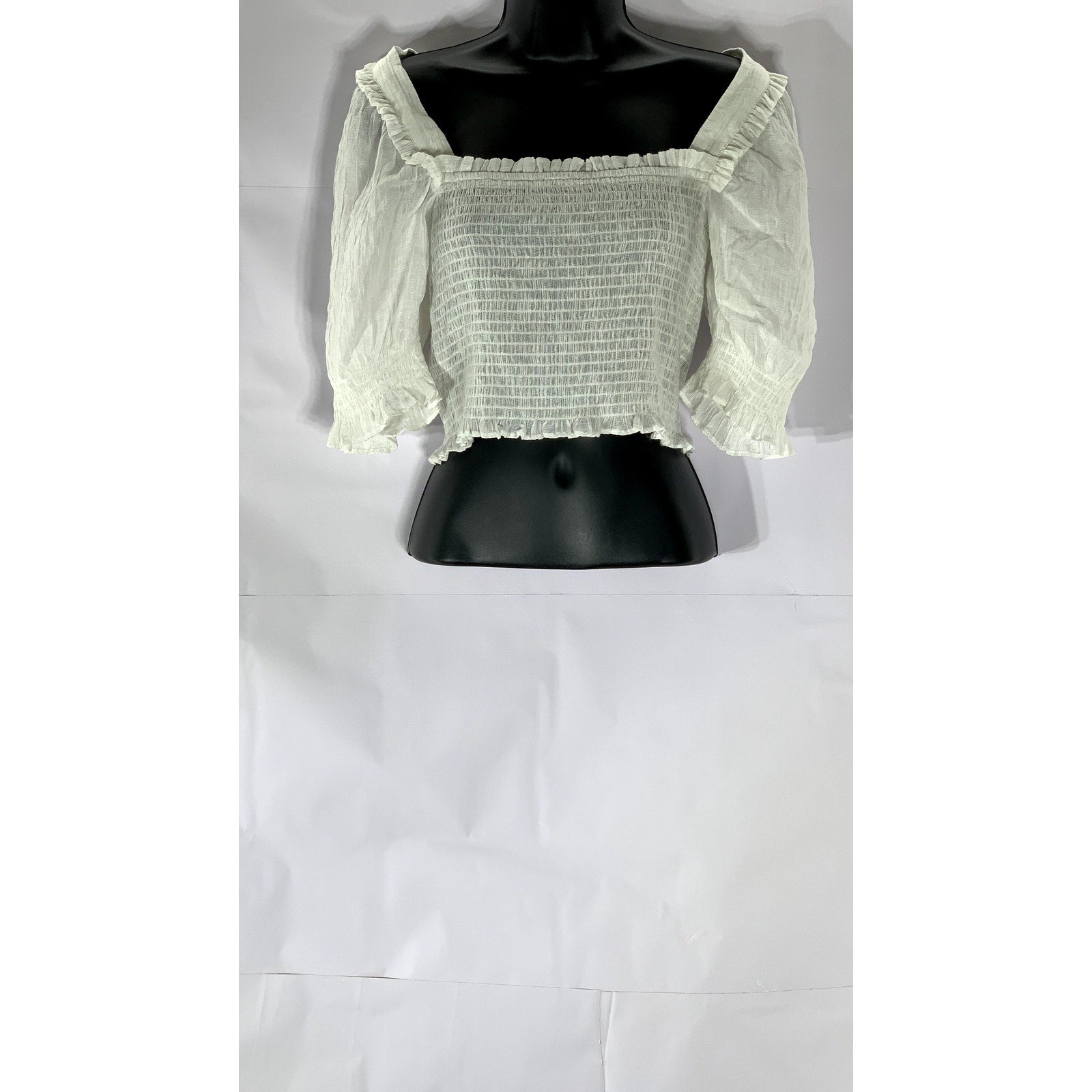 H&M Women's White Smocked Conscious Choice Puff-Sleeve Crop Top SZ S