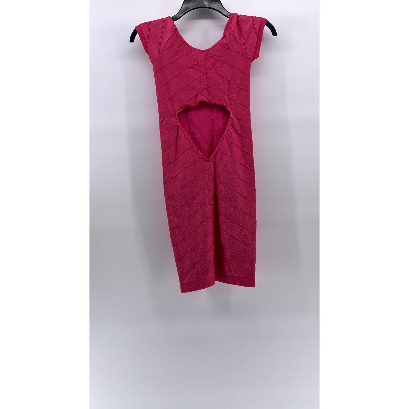 BEBE Women's Petite Bright Rose Scoop-Neck Cutout Back Bodycon Mini Dress SZ P/S