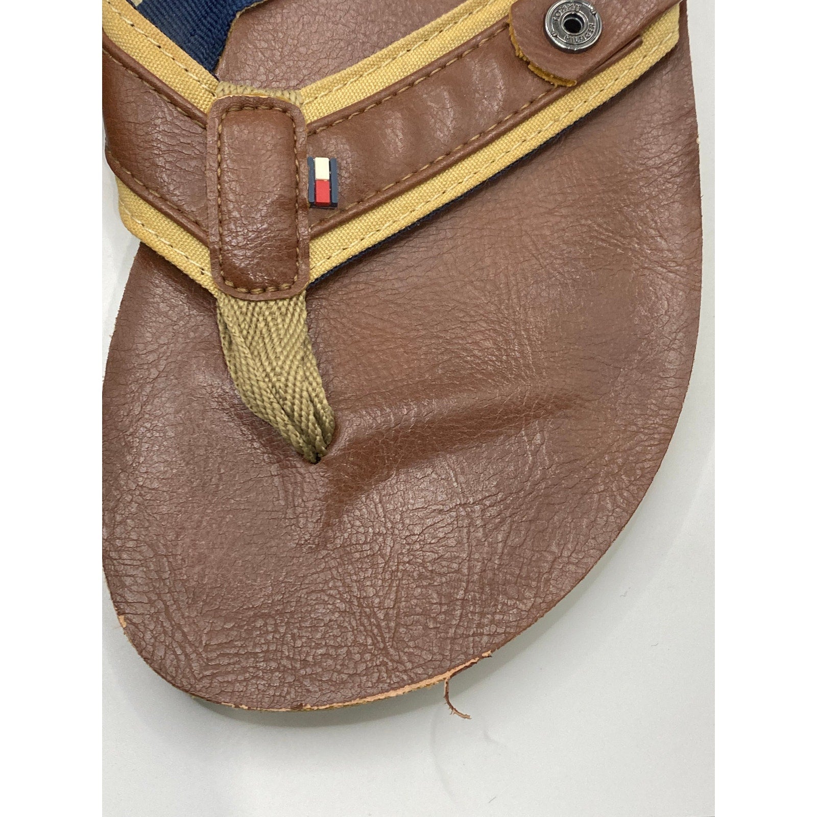 TOMMY HILFIGER Men's Brown Open-Round Toe Faux Leather Flip-Flop Sandals SZ 8