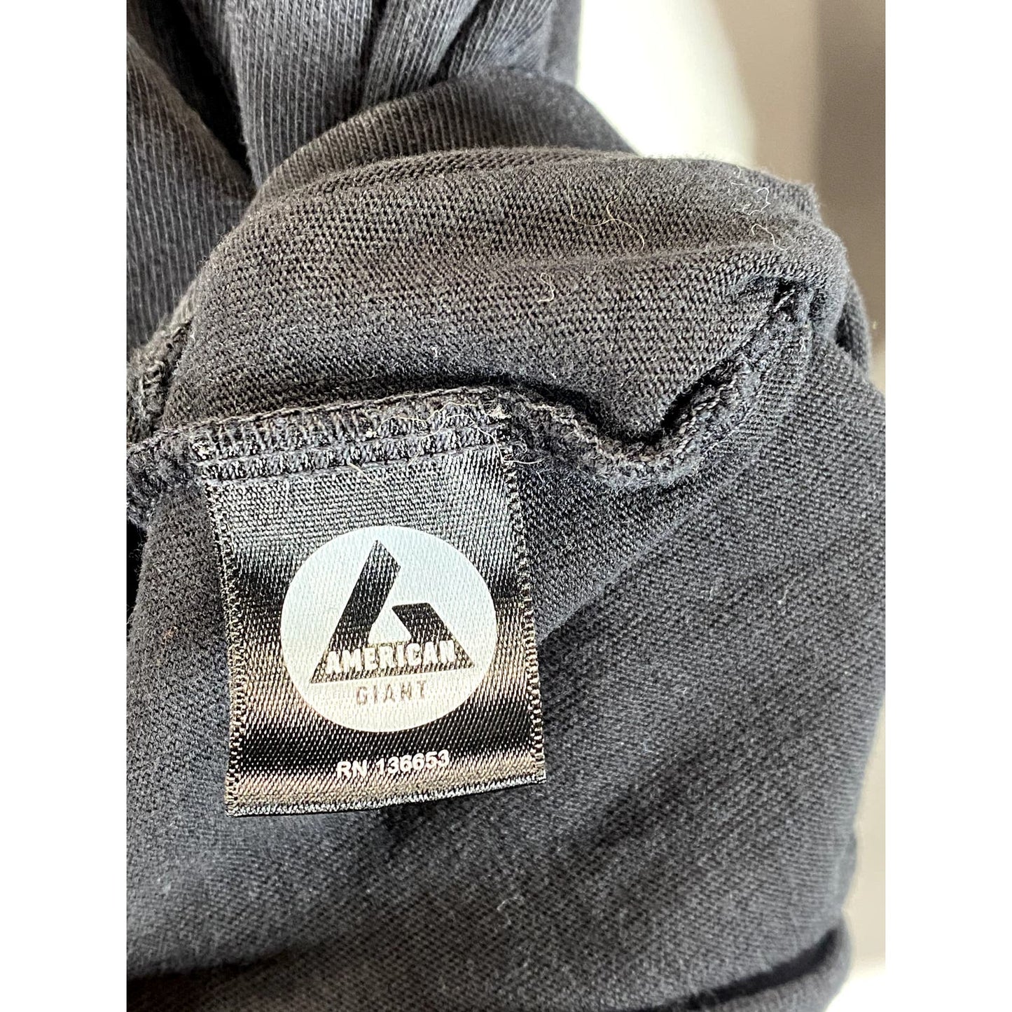AMERICAN GIANT Men's Solid Black Crewneck Logo Long Sleeve Shirt SZ L