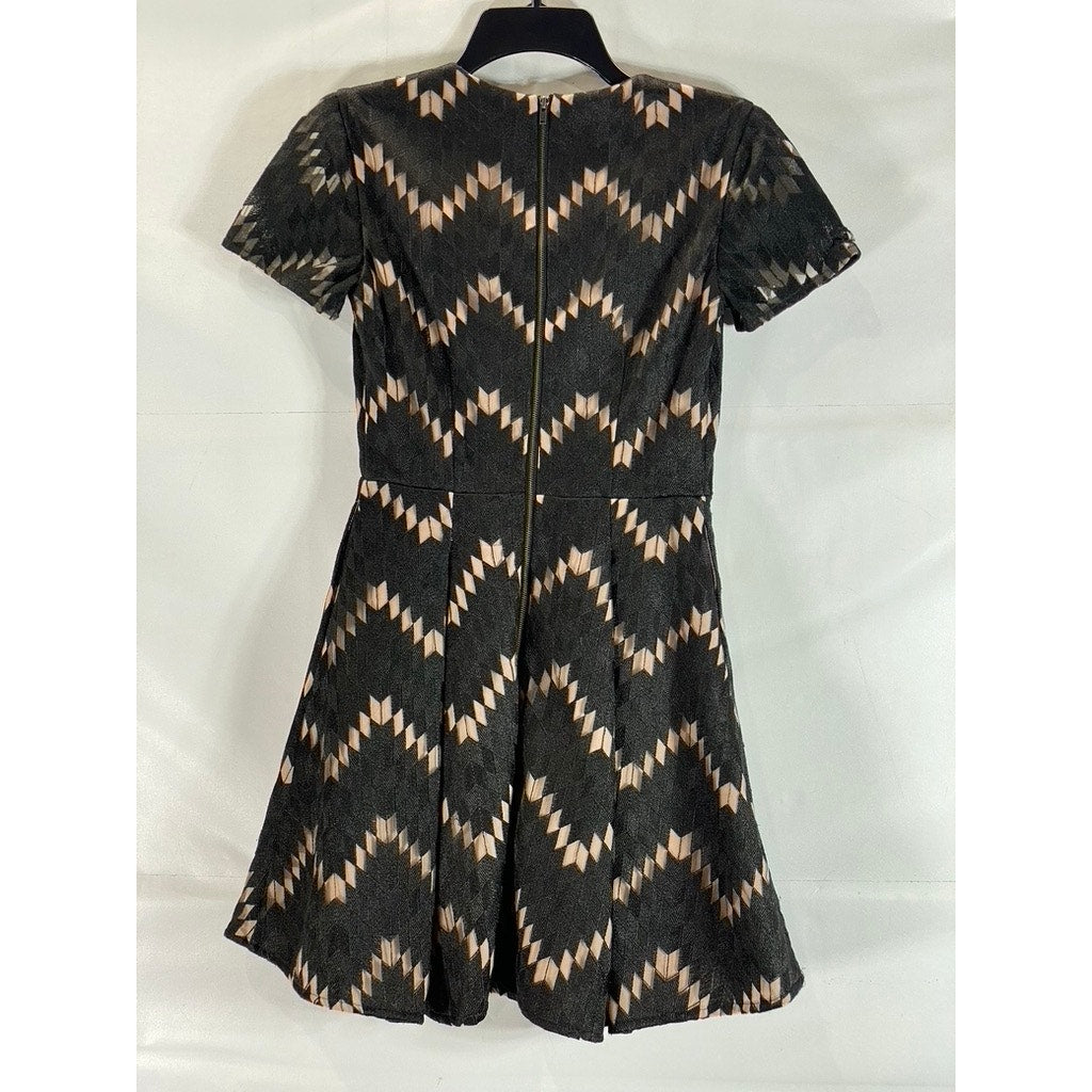 STYLE STALKER Women's Black/Beige Miranda Plunging V-Neck Fit & Flare Dress SZXS