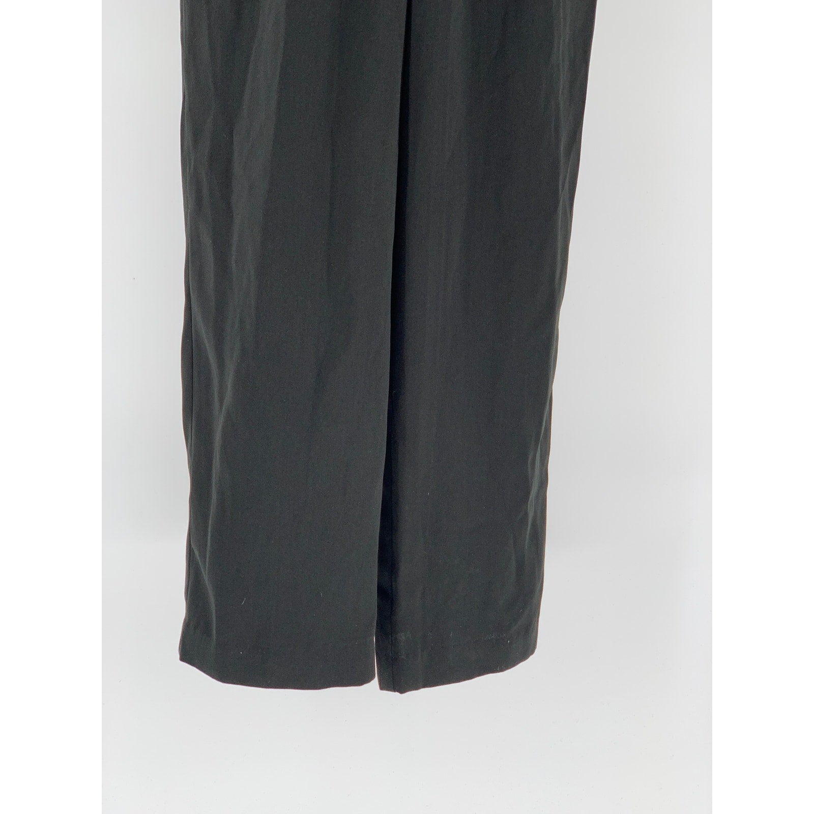 ASTR Women's Black Solid V-Neck Open-Back Halter Jumpsuit SZ XS