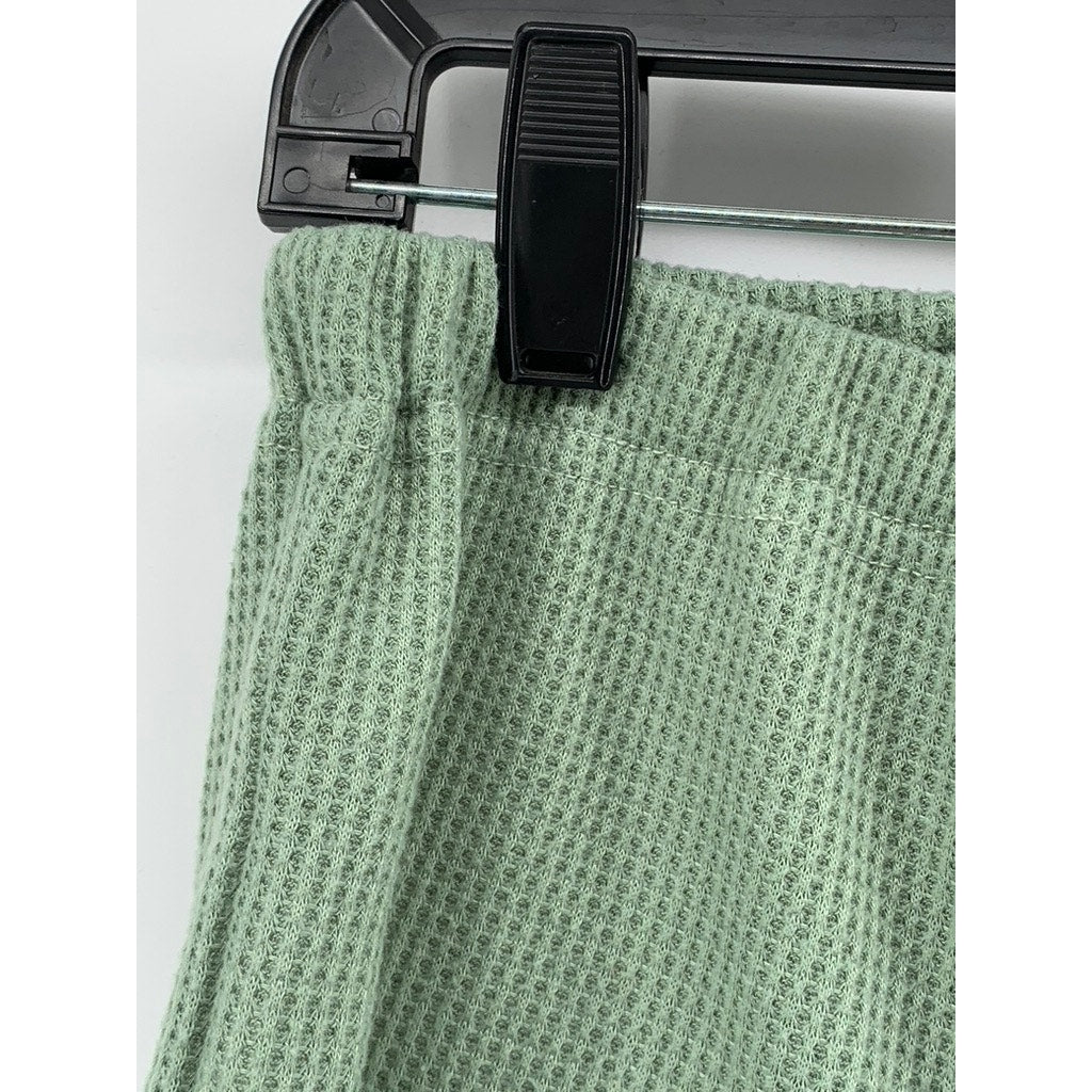 SHEIN Women's Green Waffle Knit Casual High-Rise Shorts SZ 4