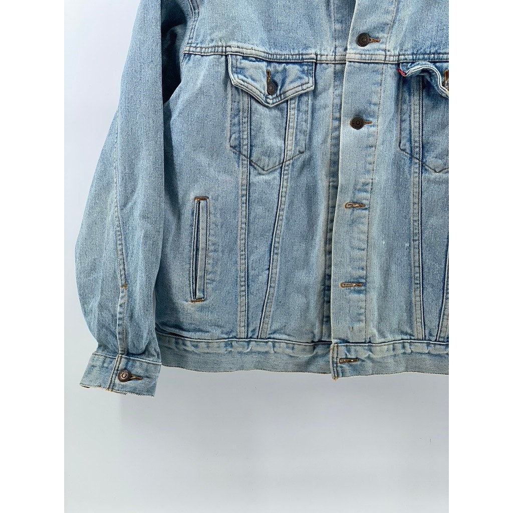 LEVI'S Men's Vintage Classic Trucker Button-Up Long Sleeve Denim Jacket SZL