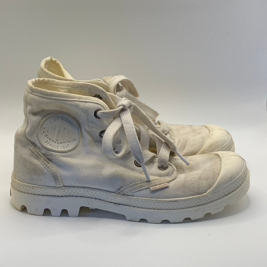 PALLADIUM Women's White Pampa Hi Lug-Sole Lace-Up Boot SZ 7