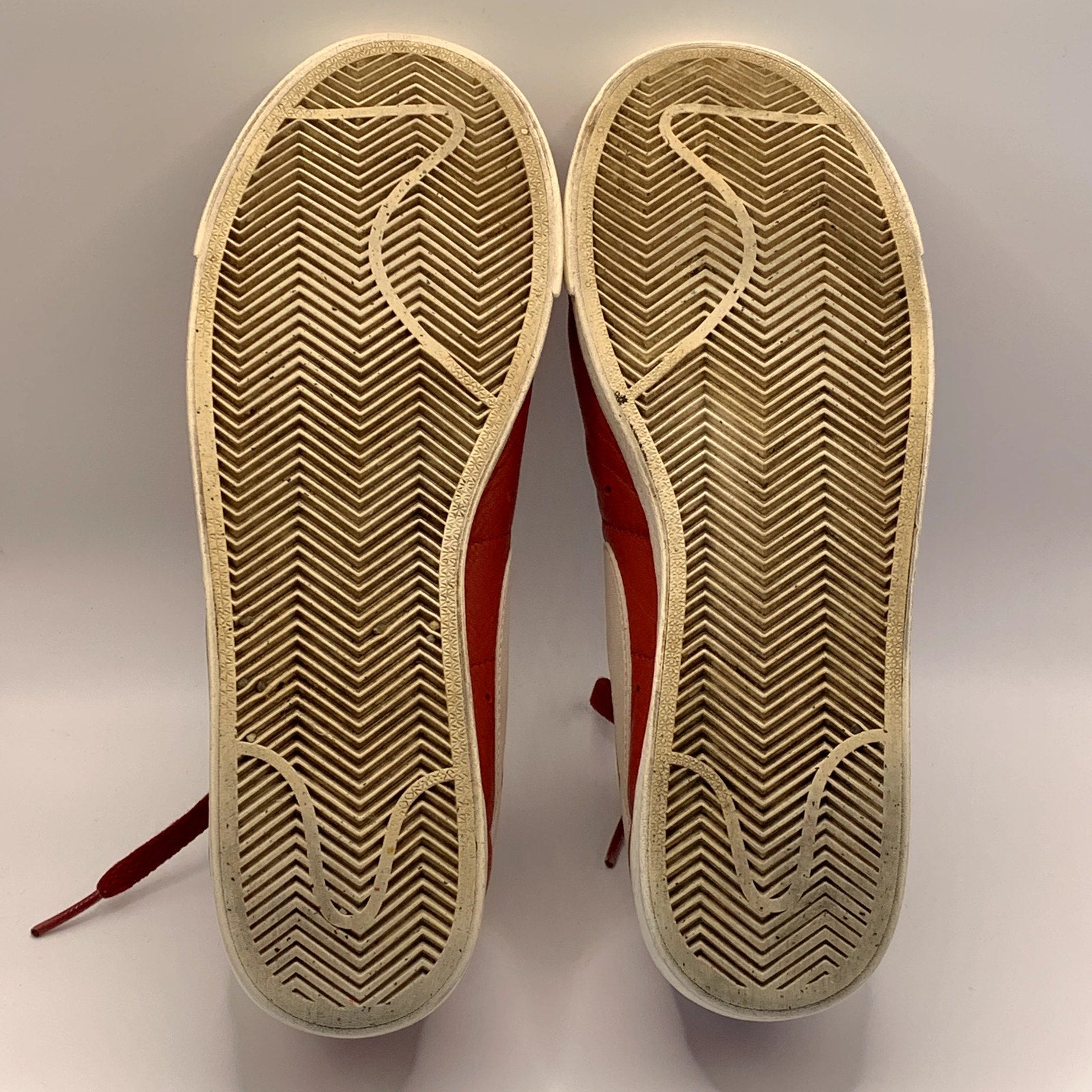 NIKE Women's Burgundy/White Blazer Low-Top Lace-Up Sneakers SZ 7.5