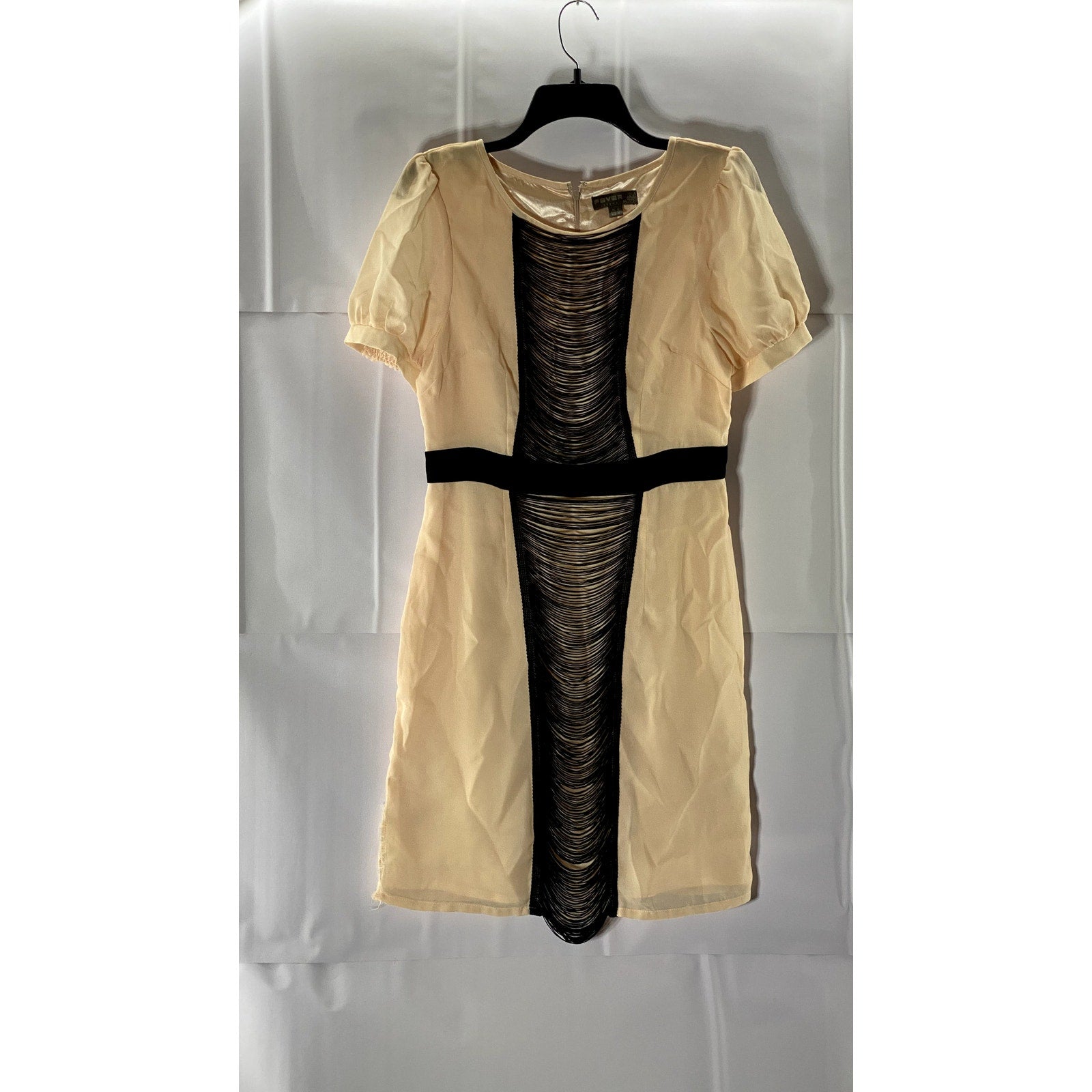 FEVER LONDON Women's Beige/Black Crewneck Fringe Short Sleeve Dress SZ 8