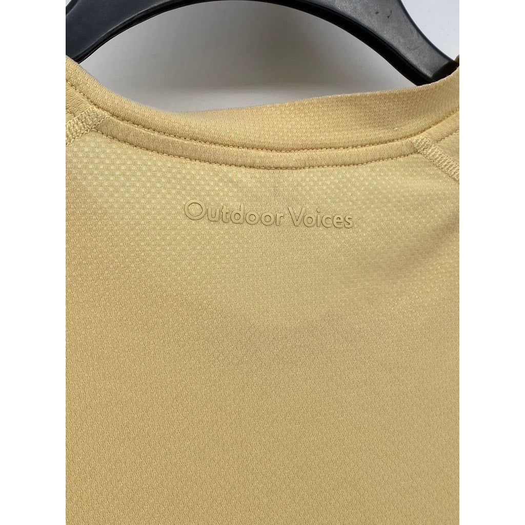 OUTDOOR VOICES Men’s Mustard Yellow Textured Crewneck Short Sleeve T-Shirt SZ L