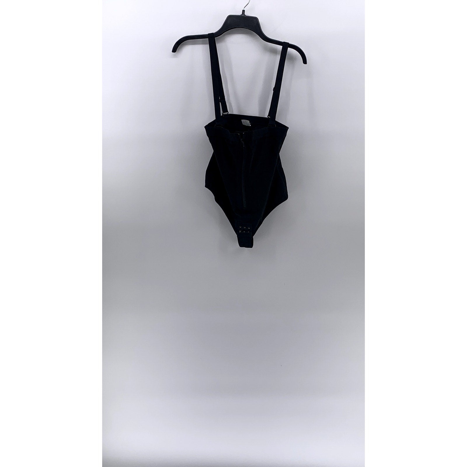 UNBRANDED Women's Removable Strap Pull-On Bodysuit Shapewear SZ M