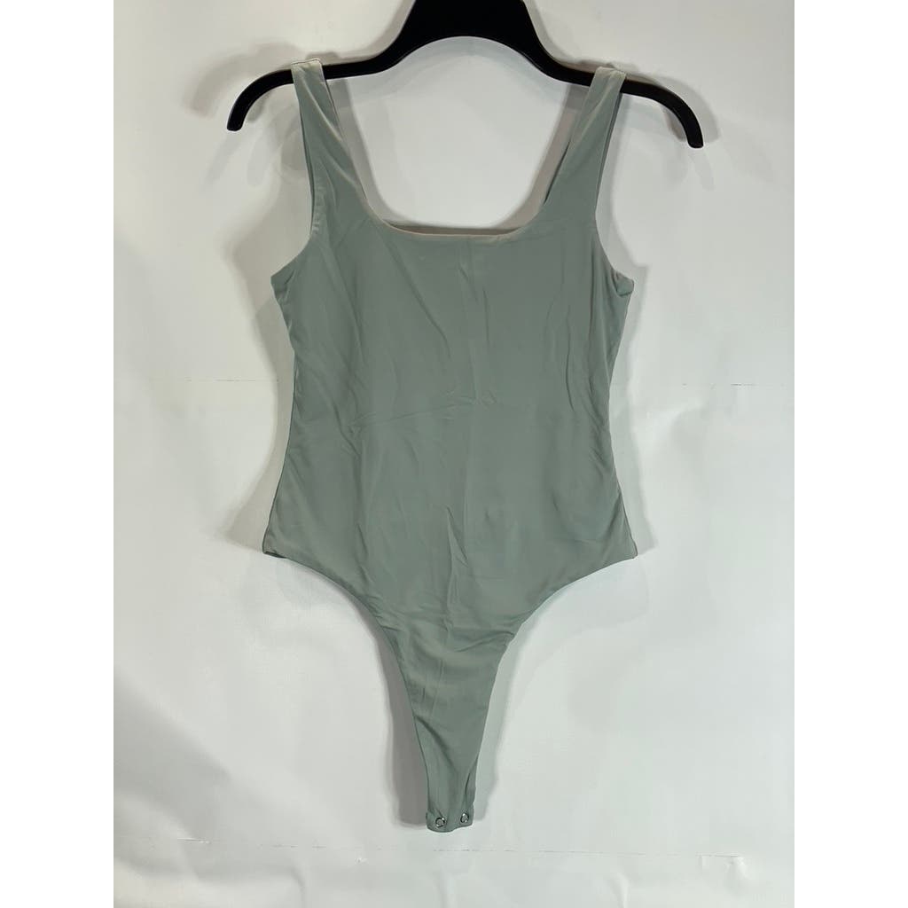 MESHKI Women's Pastel Sage Green Scoop Neck Sleeveless Bodysuit SZ S