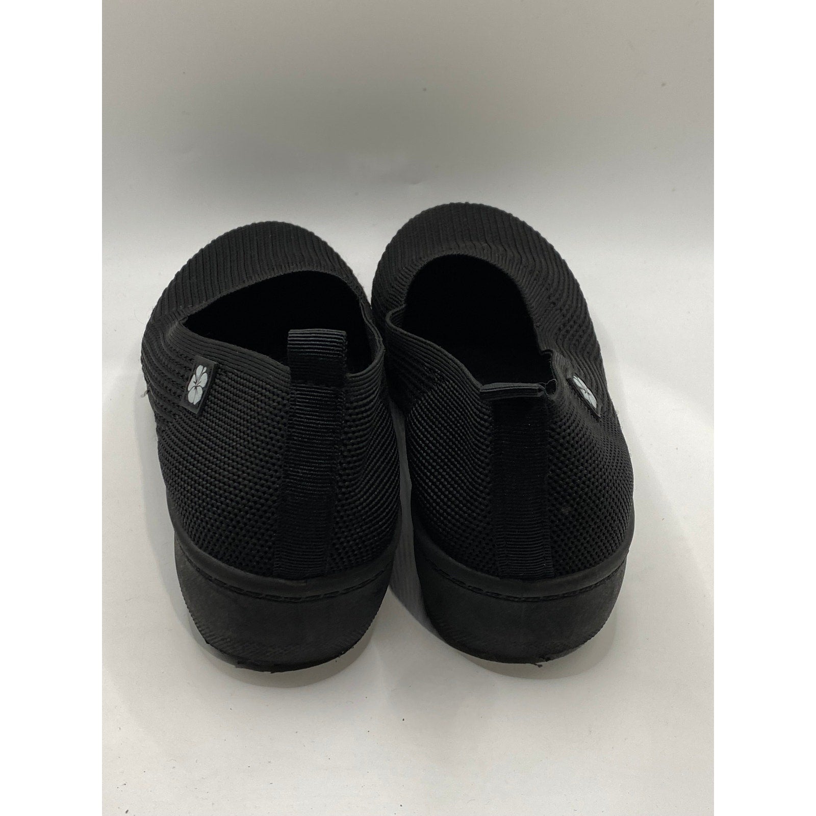 TOMMY BAHAMA Women's Black Knit Round-Toe Casual Lightweight Slip-On Shoes SZ6.5