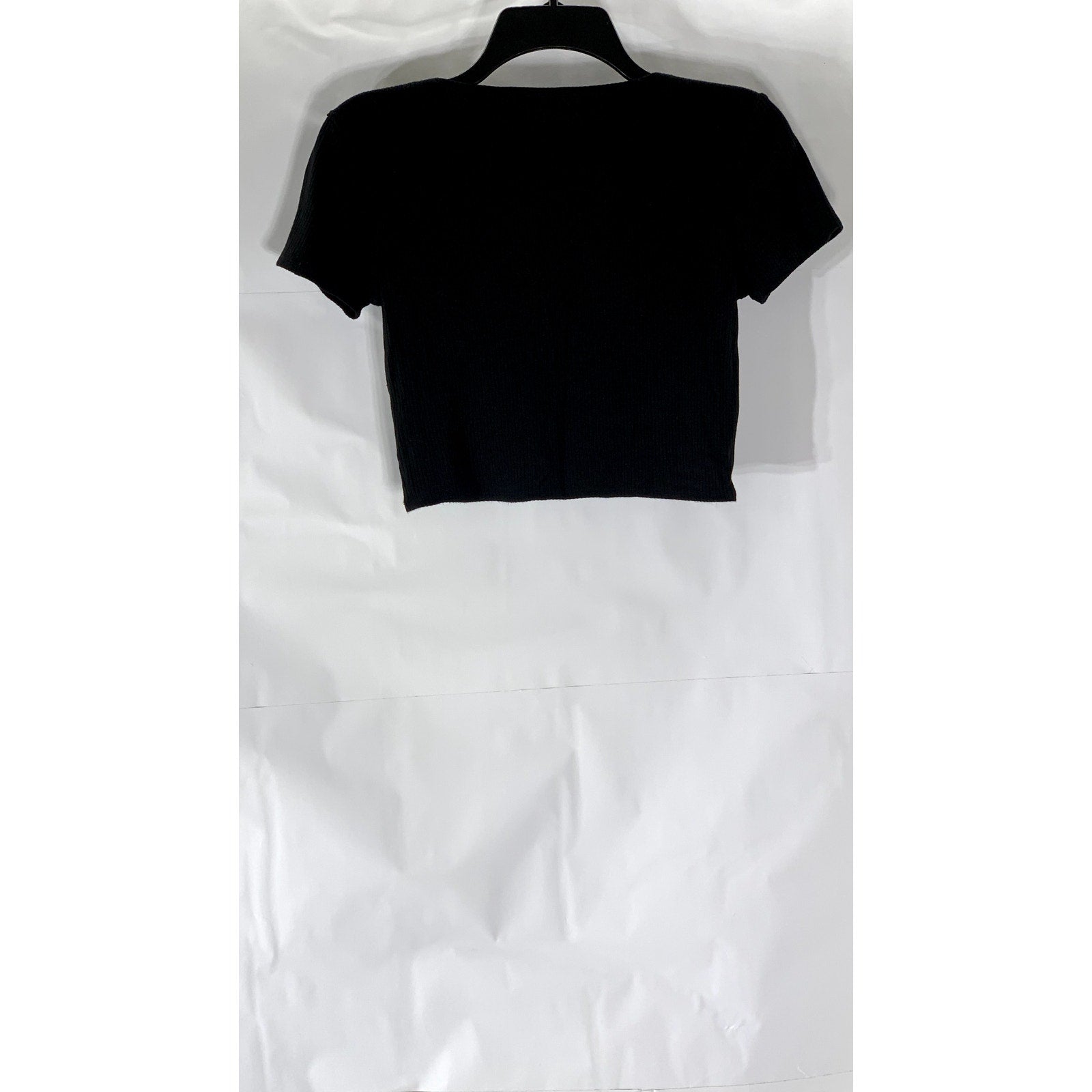 FOREVER 21 Women’s Black Ribbed Crewneck Short Sleeve Cropped Top SZ M