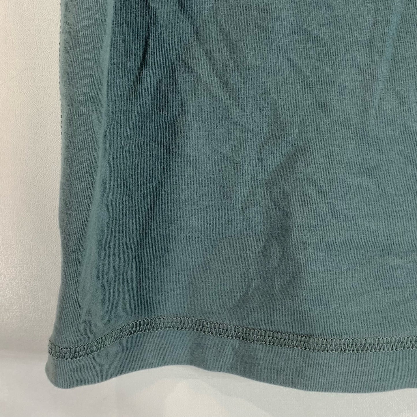 VUORI Men's Green Solid Pocketless Crewneck Moved and Be Moved T-Shirt SZ S