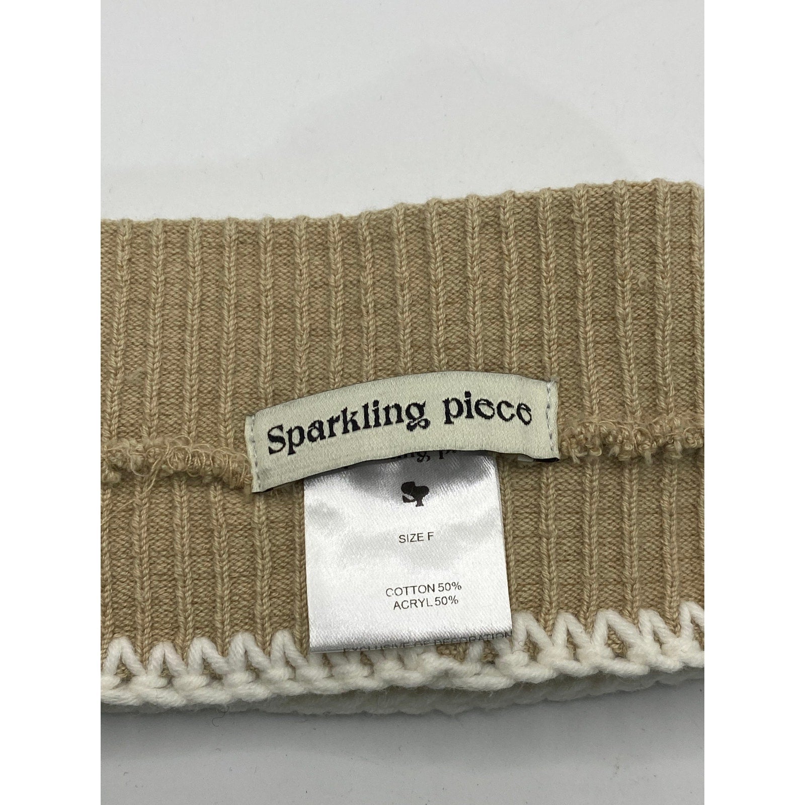 SPARKLING PIECE Women's Beige-White Patch Embroidered Headband SZ OS