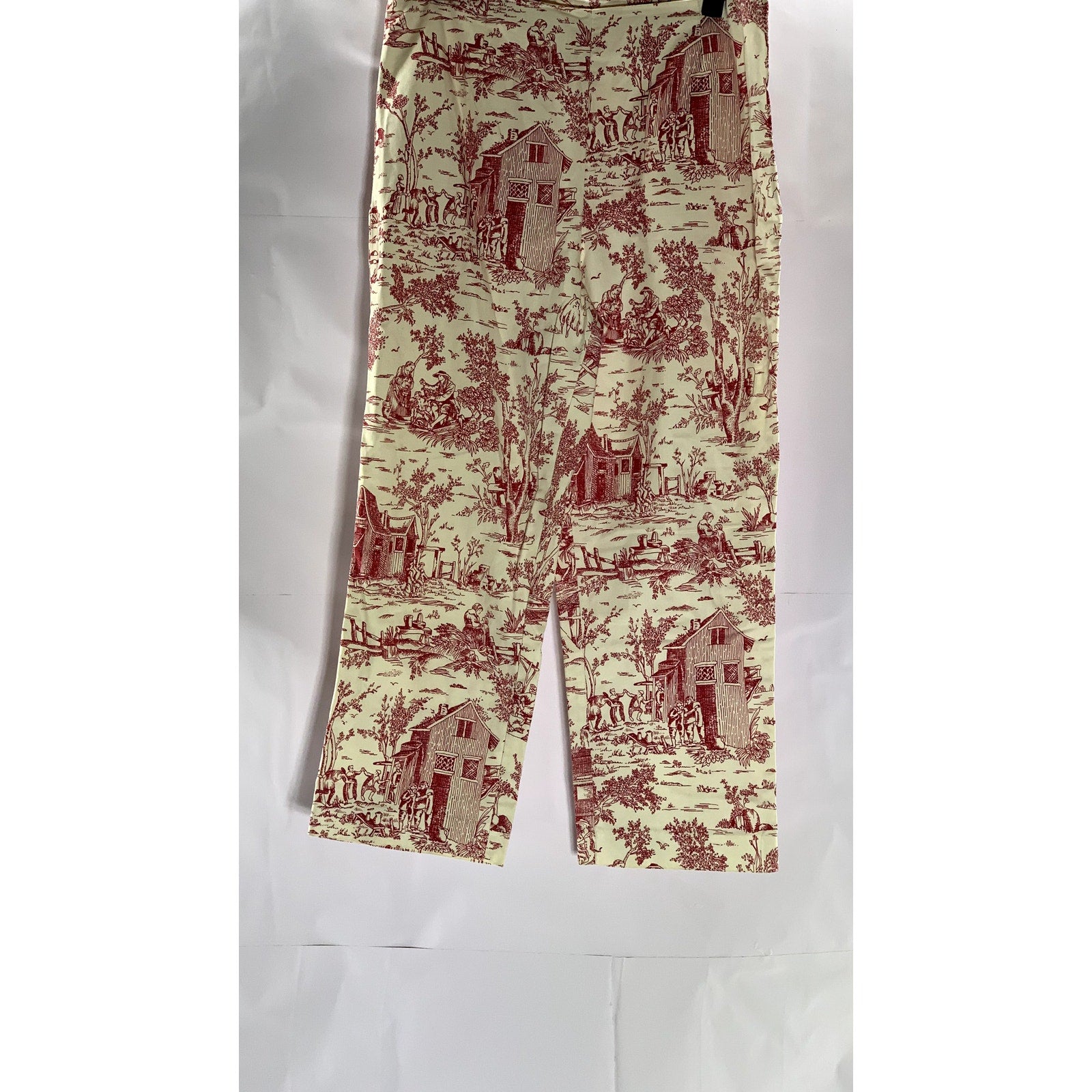 WHITE STAG Women's Vintage Tusk Red-White Printed Prairie Capri Pant SZ 10