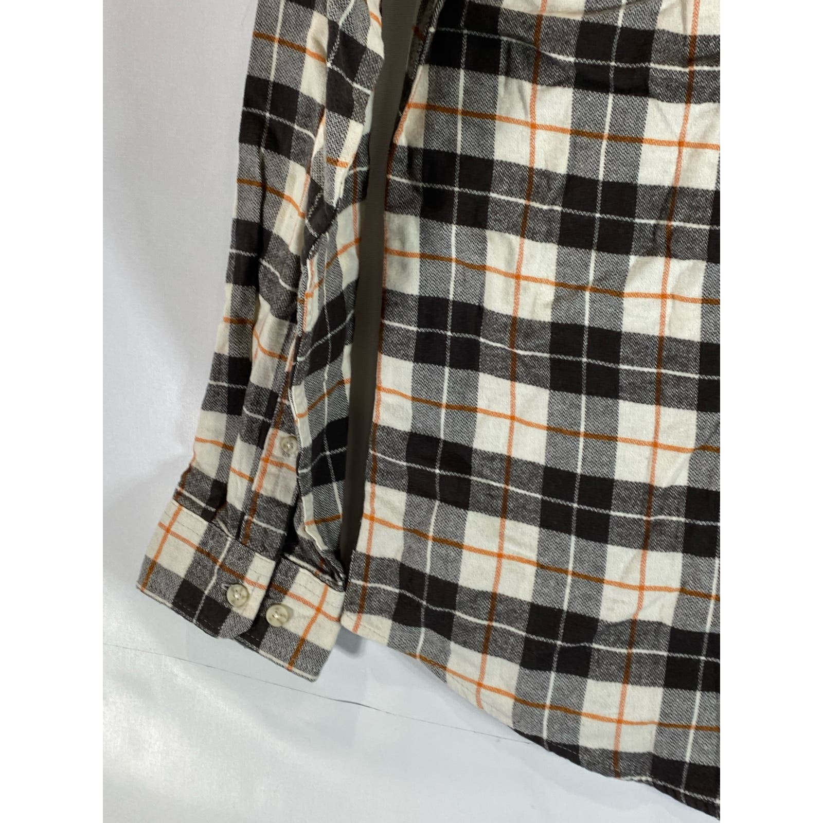 GOODFELLOW & CO Men's Chalk Plaid Standard-Fit Button-Up Long Sleeve Shirt SZ  M