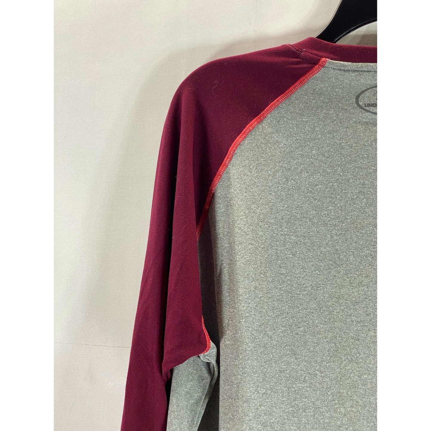 UNDER ARMOUR Men's Gray/Burgundy Crewneck Heatgear 3/4 Sleeve Tech T-Shirt SZ M