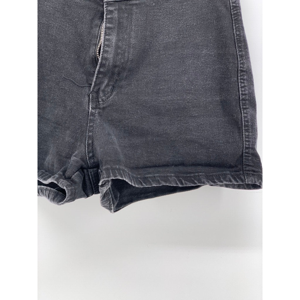 UNBRANDED Women's Black Solid High Rise Shorts  SZ L
