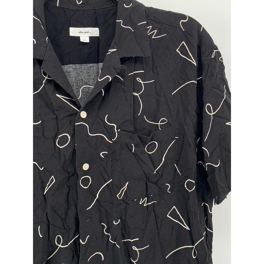 NIKO AND ... Men's Black Scribble Button-Up Short Sleeve Regular-Fit SZ 3(USM)