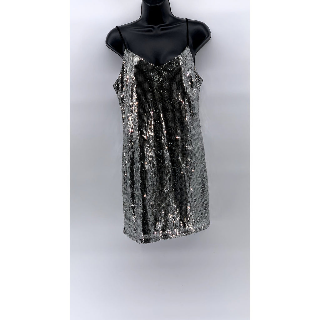 WILD FABLE Women’s Silver Sequin Embellished V-Neck Spaghetti Strap Dress SZ S