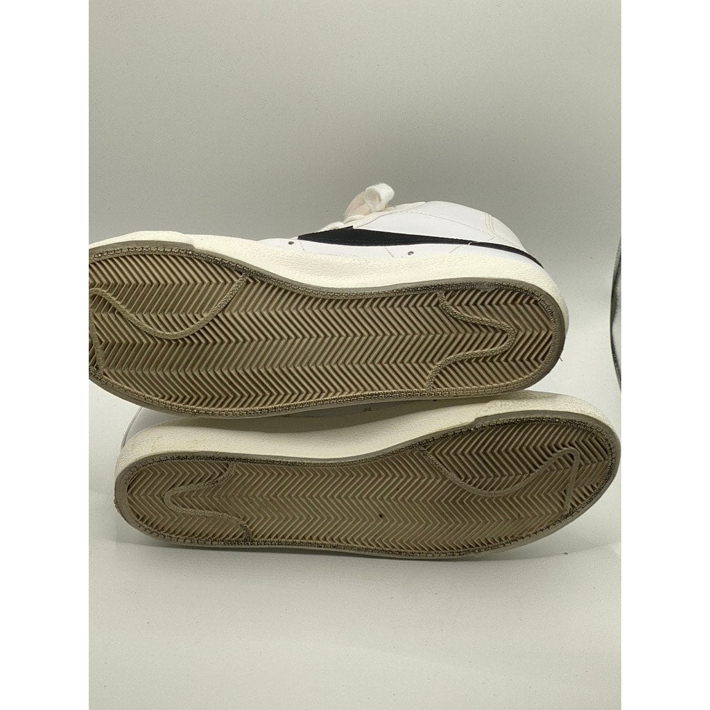 NIKE Men's White Blazer High-Top Round-Toe Swoop Logo Lace-Up Sneakers SZ 6.5