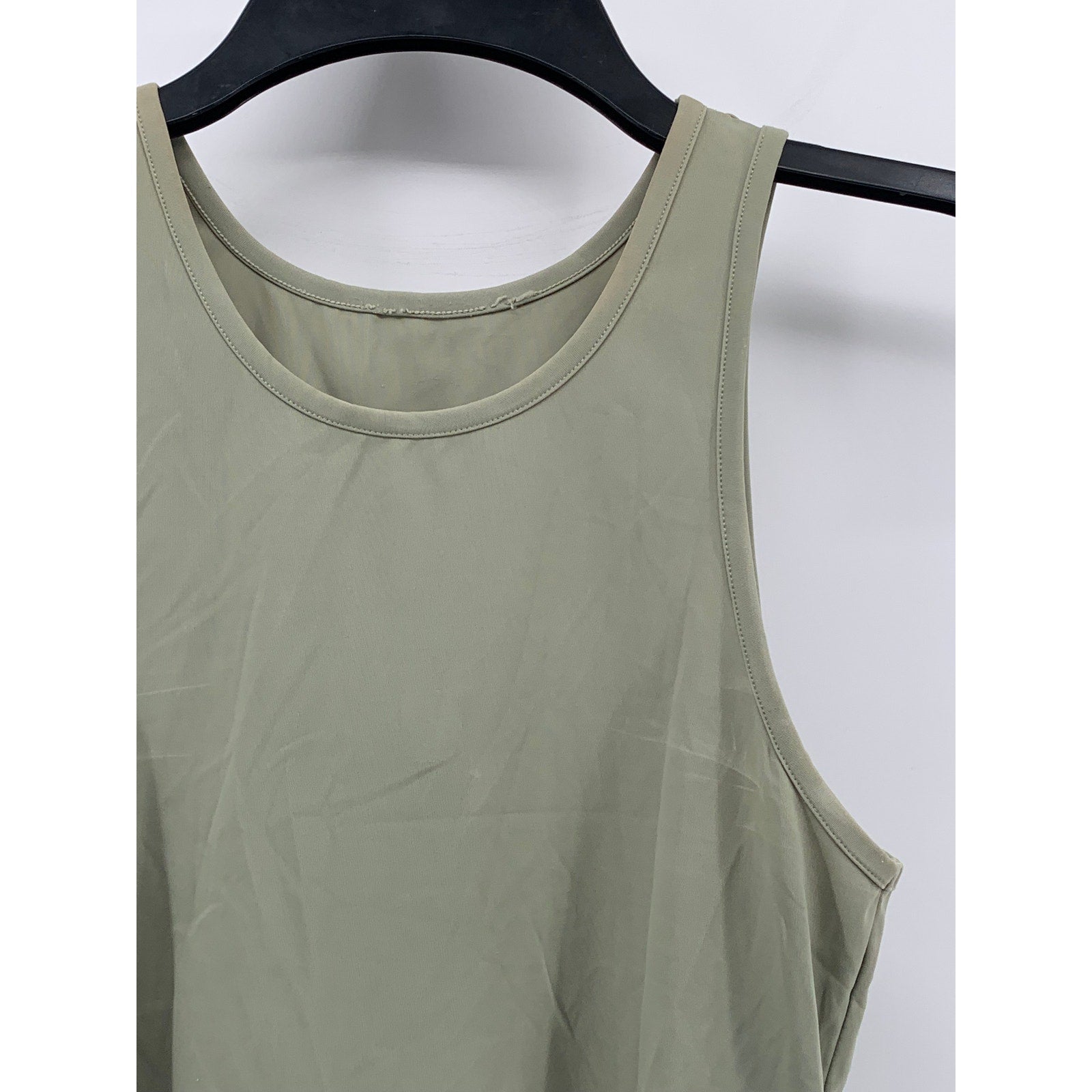 MIAOU Women's Sage Green Solid Scoop-Neck Jinx Fitted Tank Top SZ L