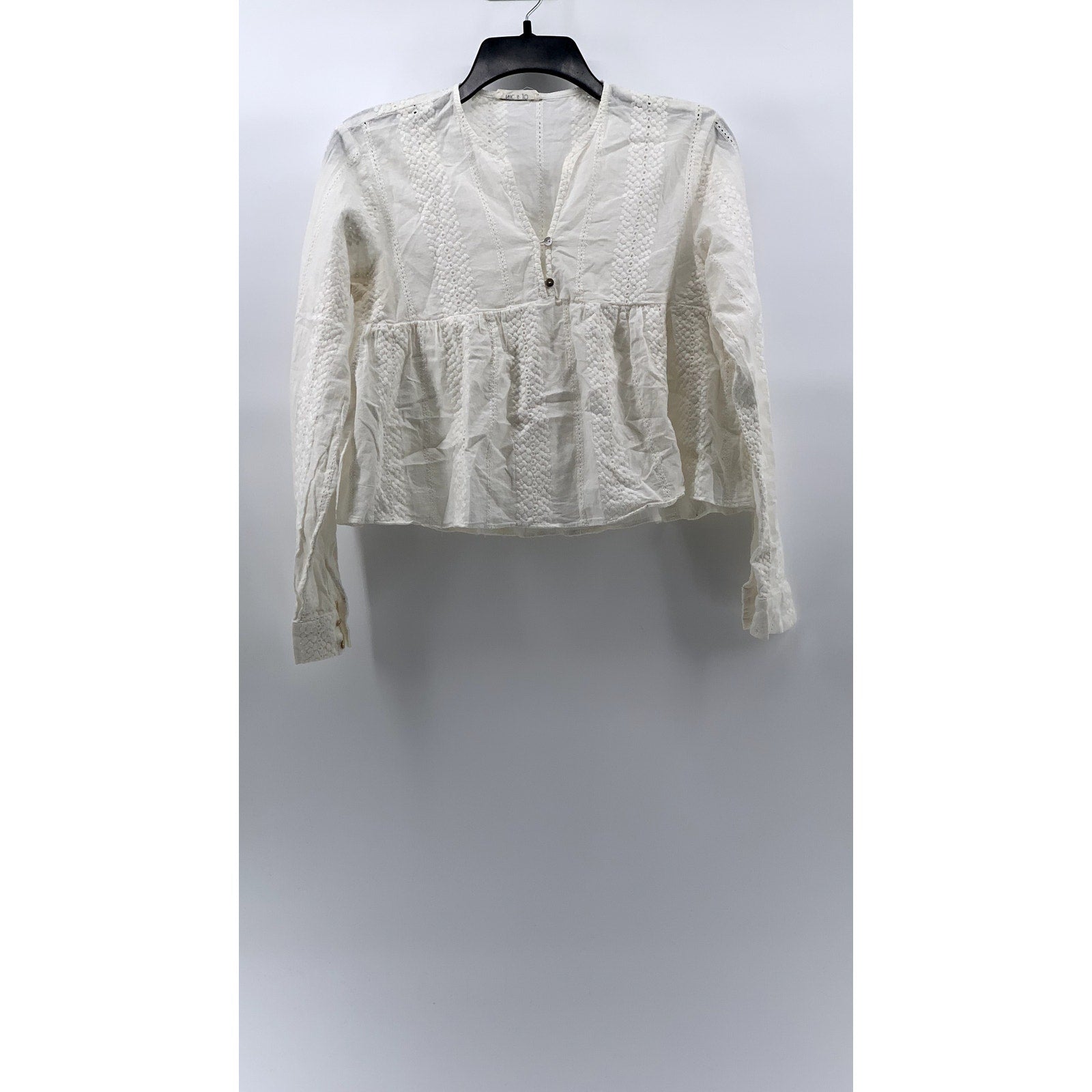 NIC & JO Women's White Embroidered Eyelet V-Neck Long Sleeve Ruffle-Hem Top SZ M