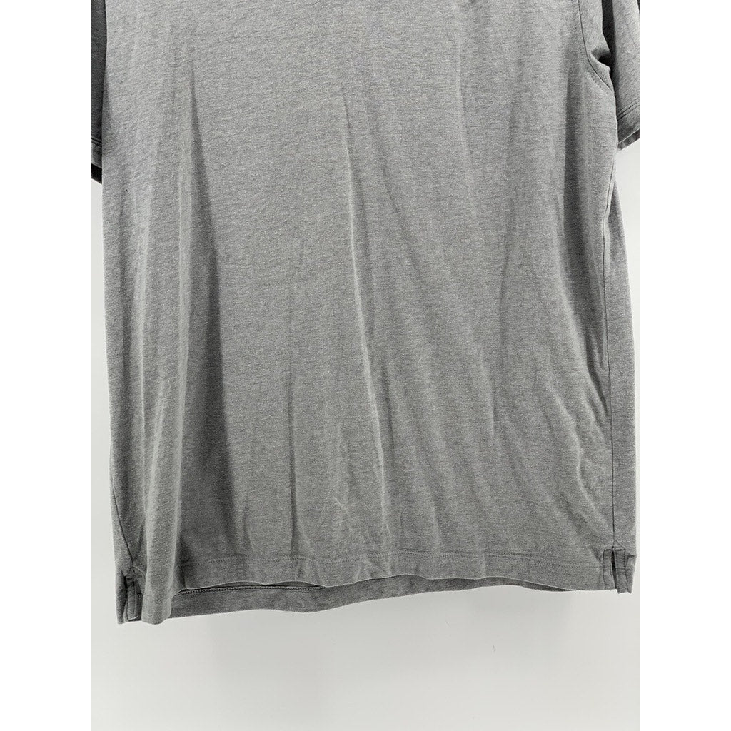 UNDER ARMOUR Men's Gray Notre Dame Short Sleeve Polo SZ M