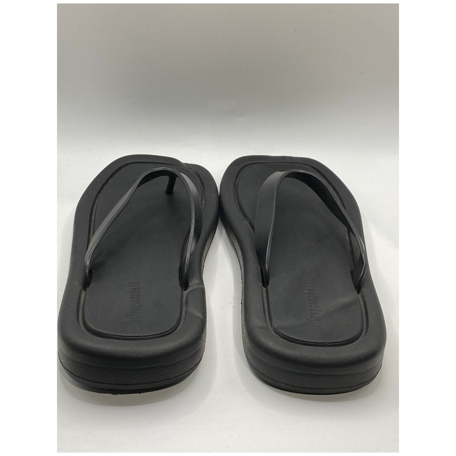 JEFFREY CAMPBELL Women's Black Darcie Platform Flip-Flop Sandals SZ 8