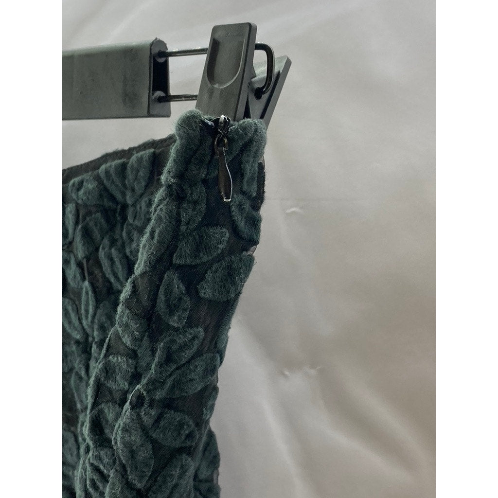 PINKYOTTO Women's Black Floral Crochet Lace Shorts SZ XS