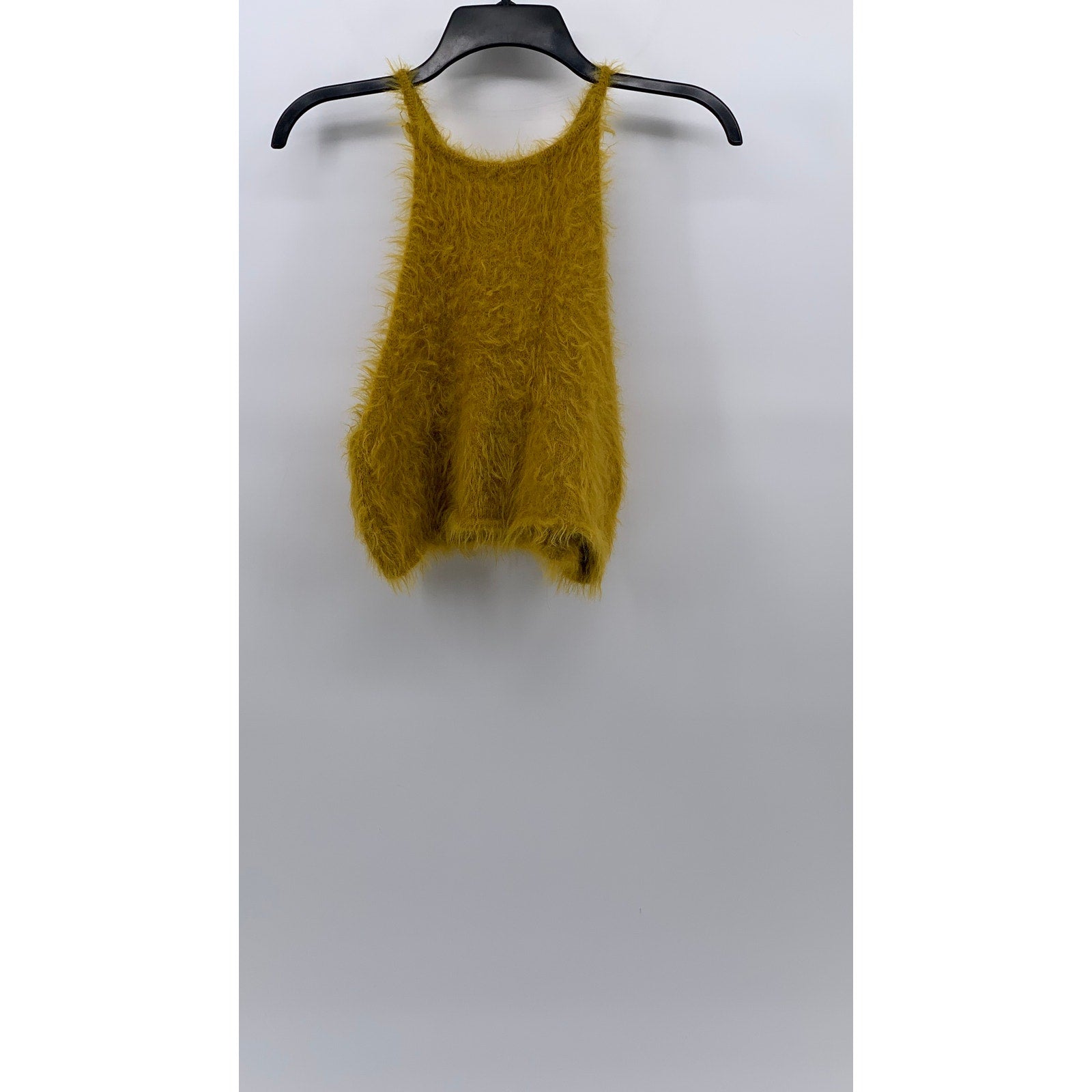 KIMCHI BLUE Women’s Yellow Fuzzy Halter Spaghetti Strap Crop Top SZ S
