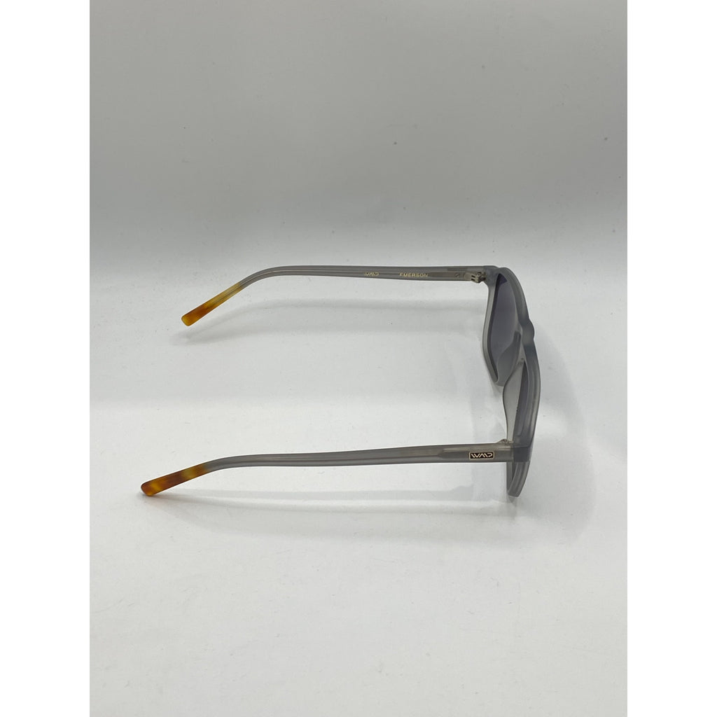 WMP Men's Gray Polarized Aviator One-Bridge Modern Square Lens Sunglasses