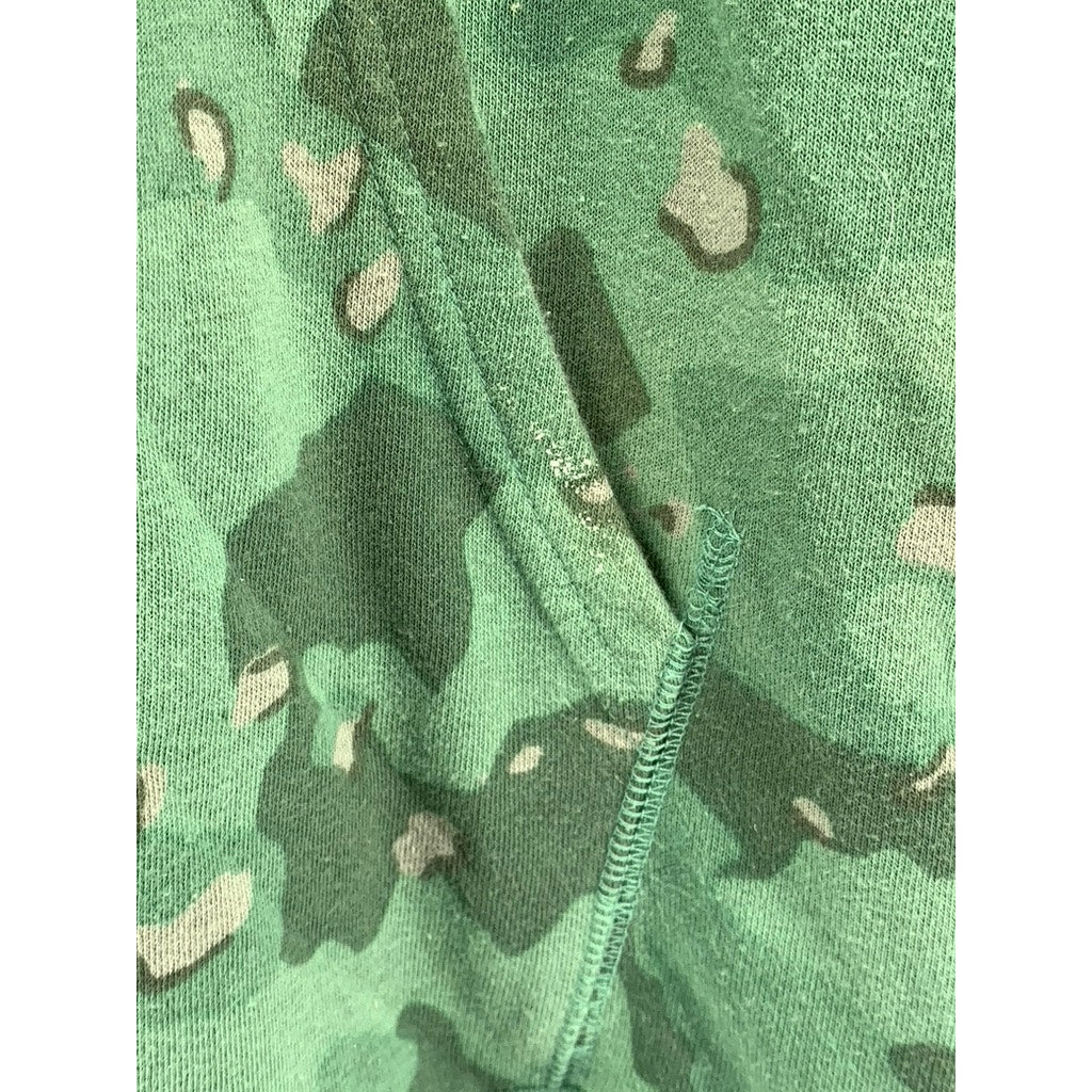 CHAMPION Men's Green Camo Print Global Explorer French Terry Hoodie SZ M