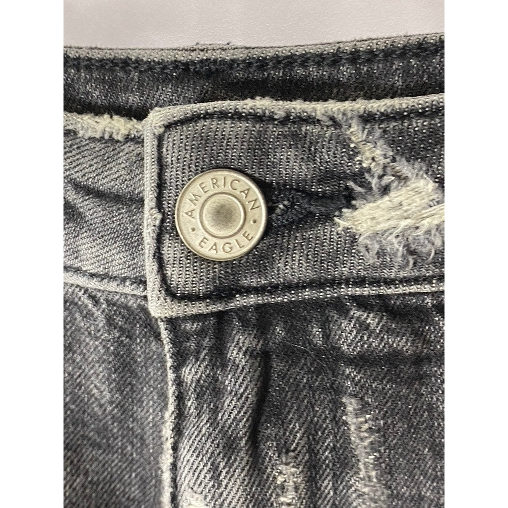 AMERICAN EAGLE Women's Washed Black Distressed Regular-Fit Cuffed Shorts SZ 10
