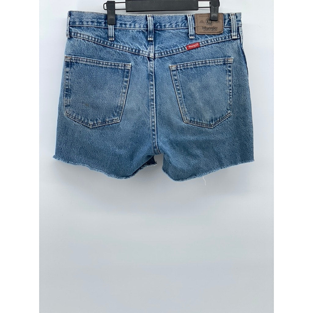 WRANGLER Women's Medium Wash Blue Cutoff Regular-Fit Shorts SZ 34