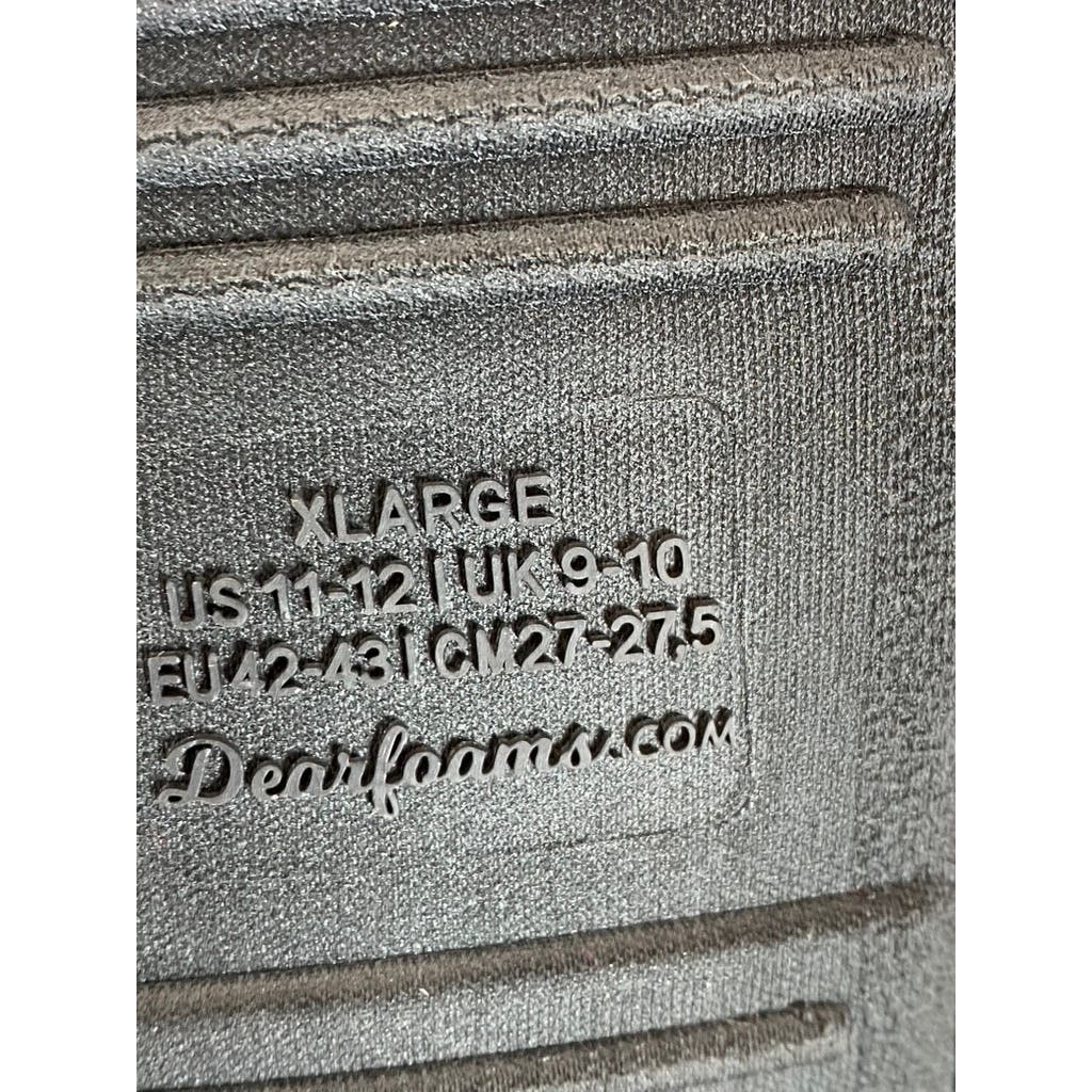 DEARFOAMS Women's Red Plaid Mama Bear Logo Clog Slippers SZ XL(11/12)