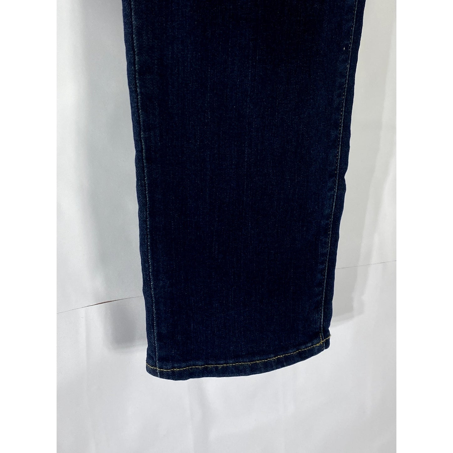 CHAPS Women's Dark Blue Denim Slim-Leg Regular-Fit Five-Pocket Jean SZ 4