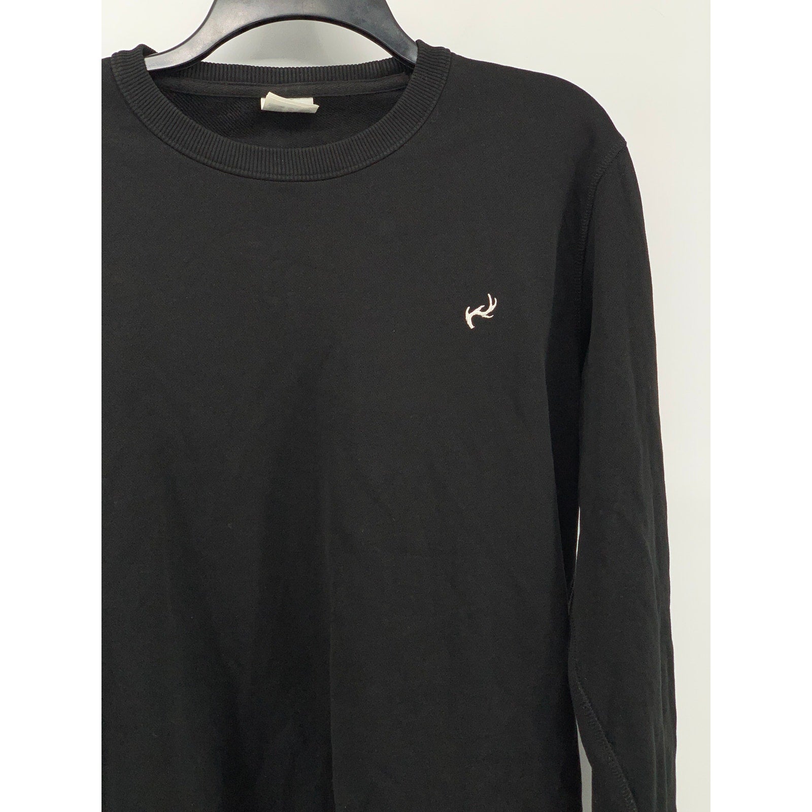 ASCOLOUR Men's Black Crewneck Embroidered Antler Classic Pullover Sweatshirt SZS