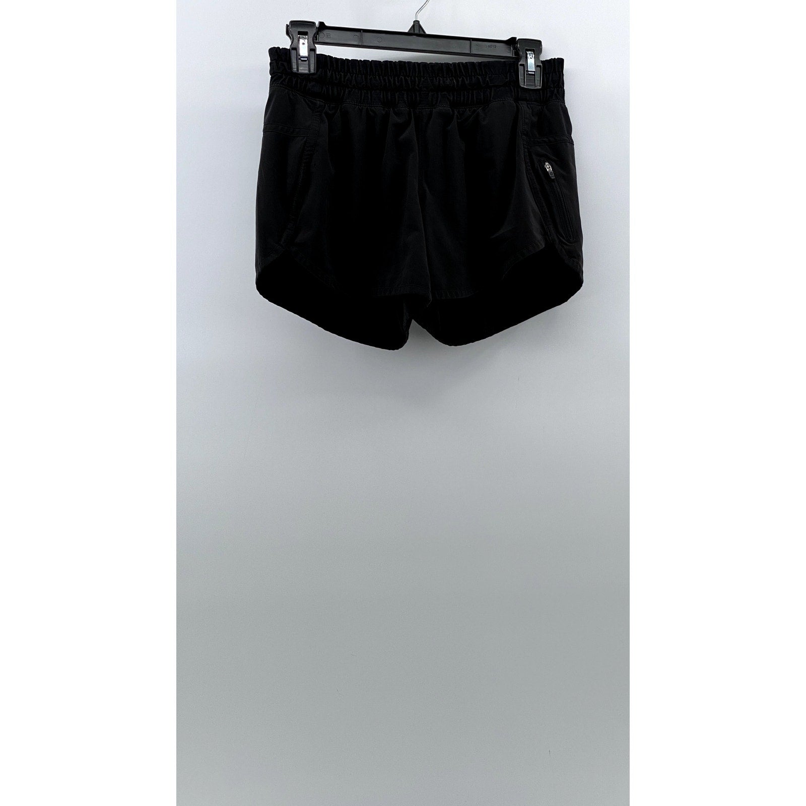 LULULEMON Women's Black Solid Elastic Waist Pull-On Active Shorts SZ 6