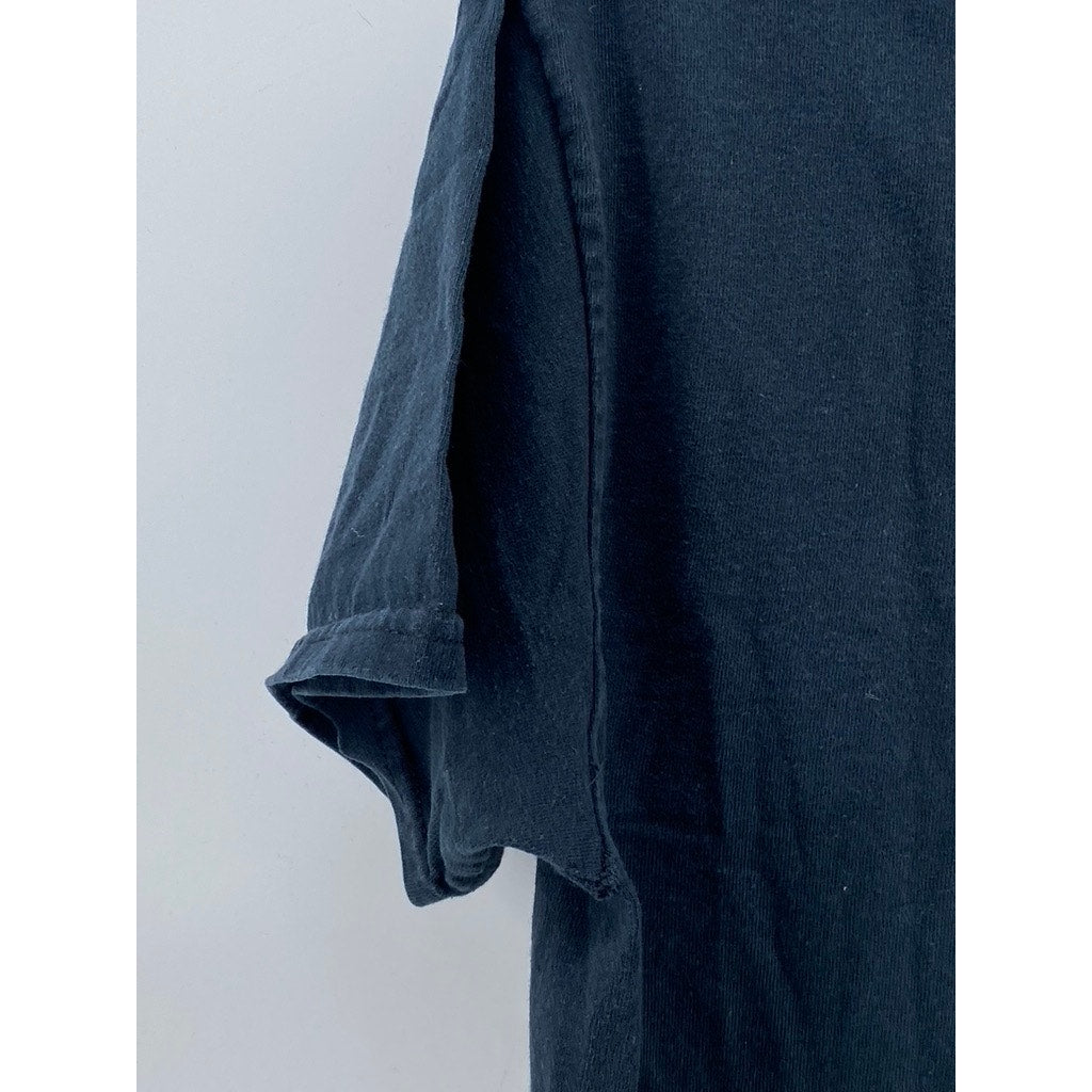 GILDAN Men's Washed Black Graphic Crewneck Casual Short Sleeve T-Shirt SZ M