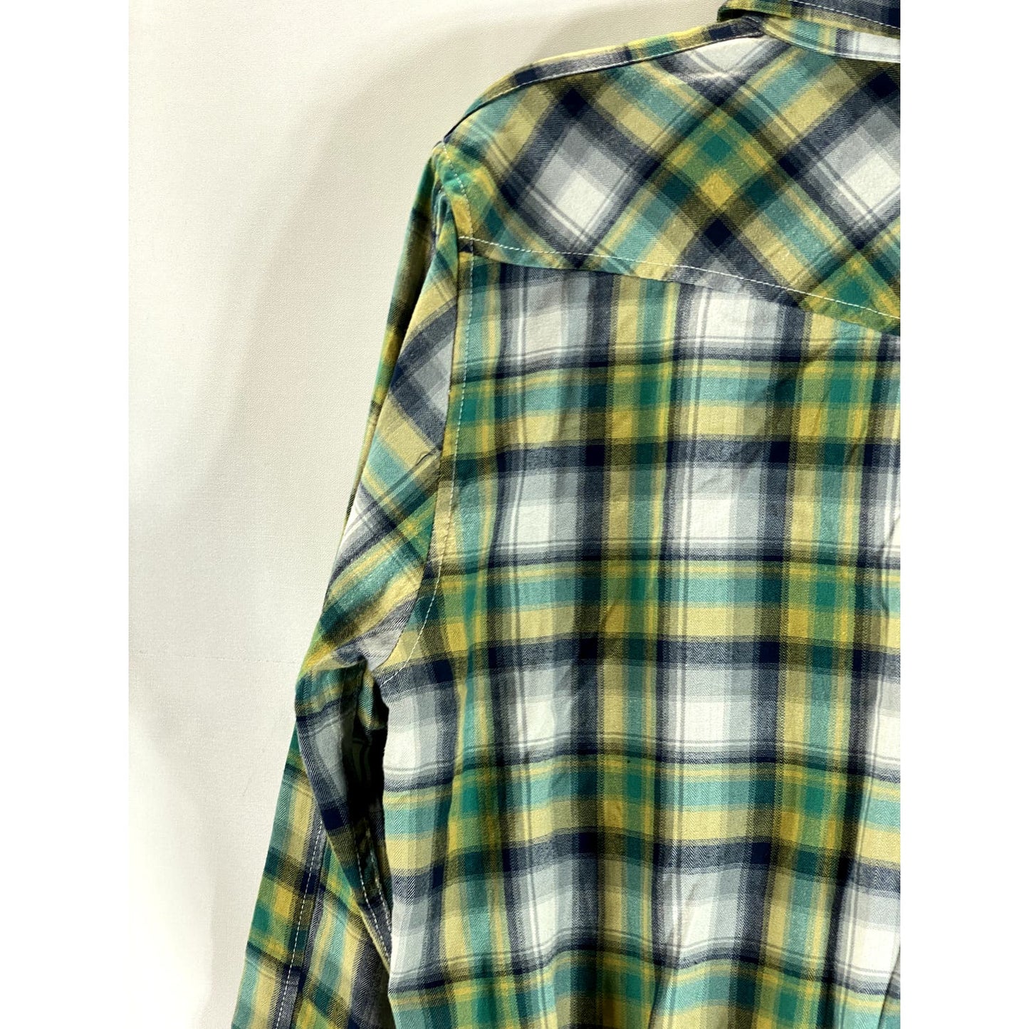 VOLCOM Workwear Men's Green Plaid Button-Up Long Sleeve Shirt SZ L