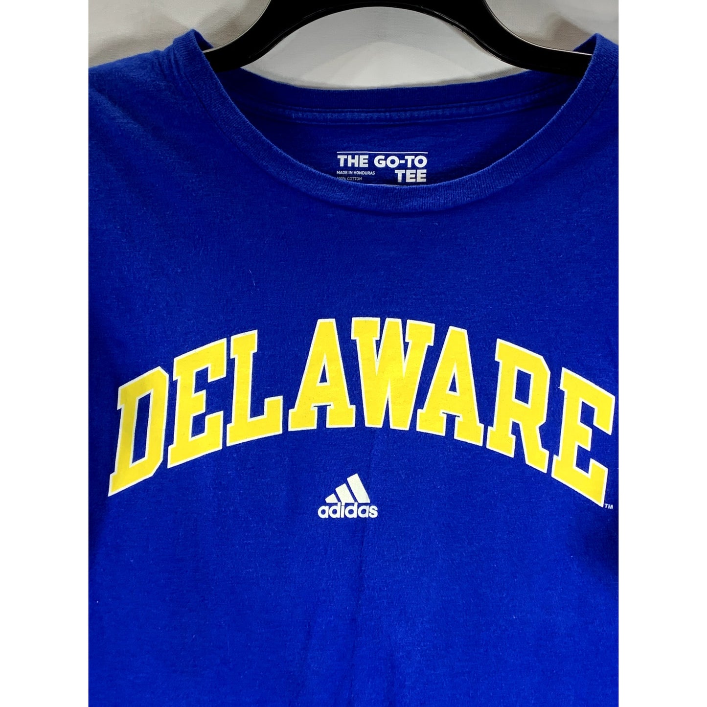 ADIDAS Men's Blue University of Delaware Graphic Crewneck T-Shirt SZ M