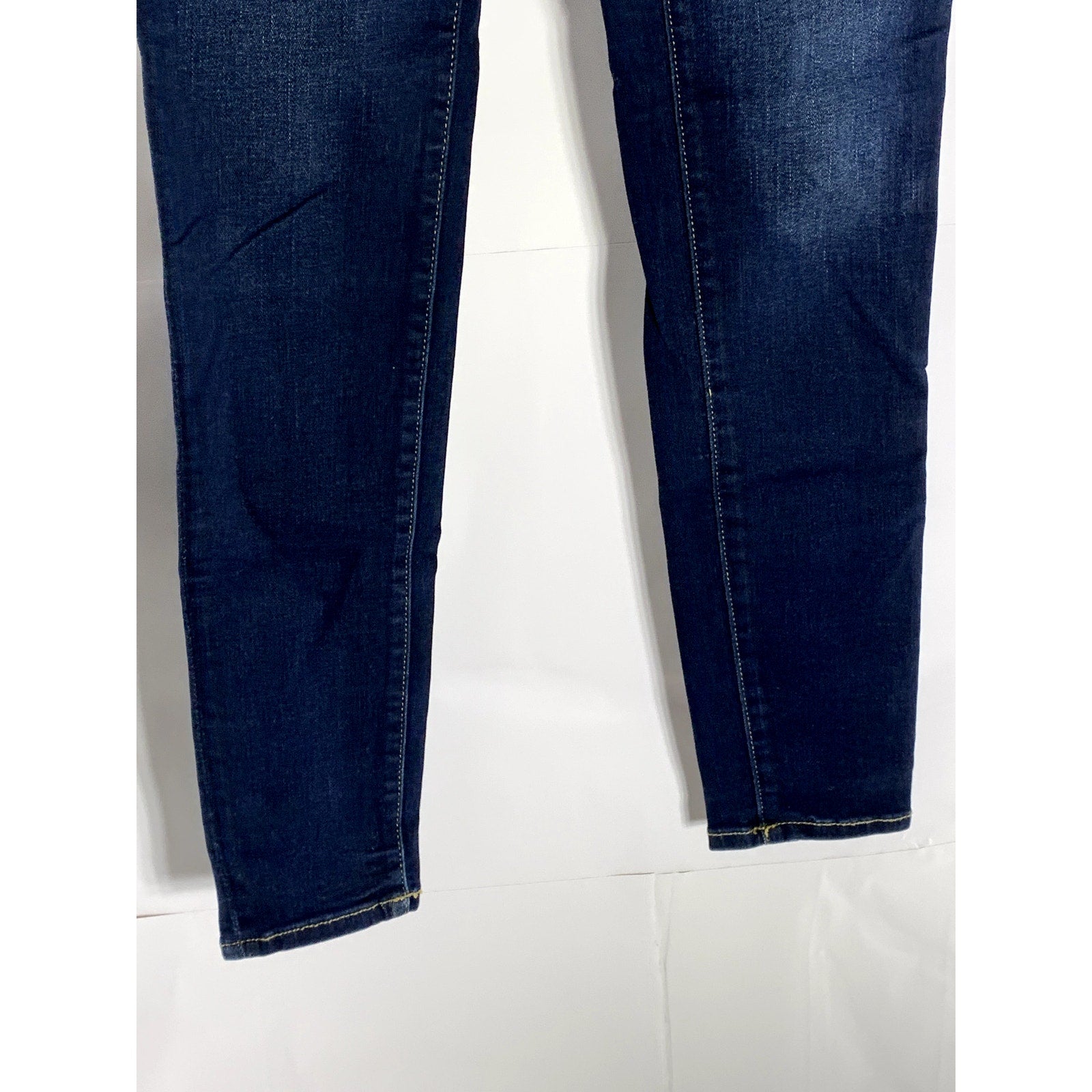 AMERICAN EAGLE Women's Dark Blue Regular-Fit Skinny-Leg Four-Pocket Jean SZ 4