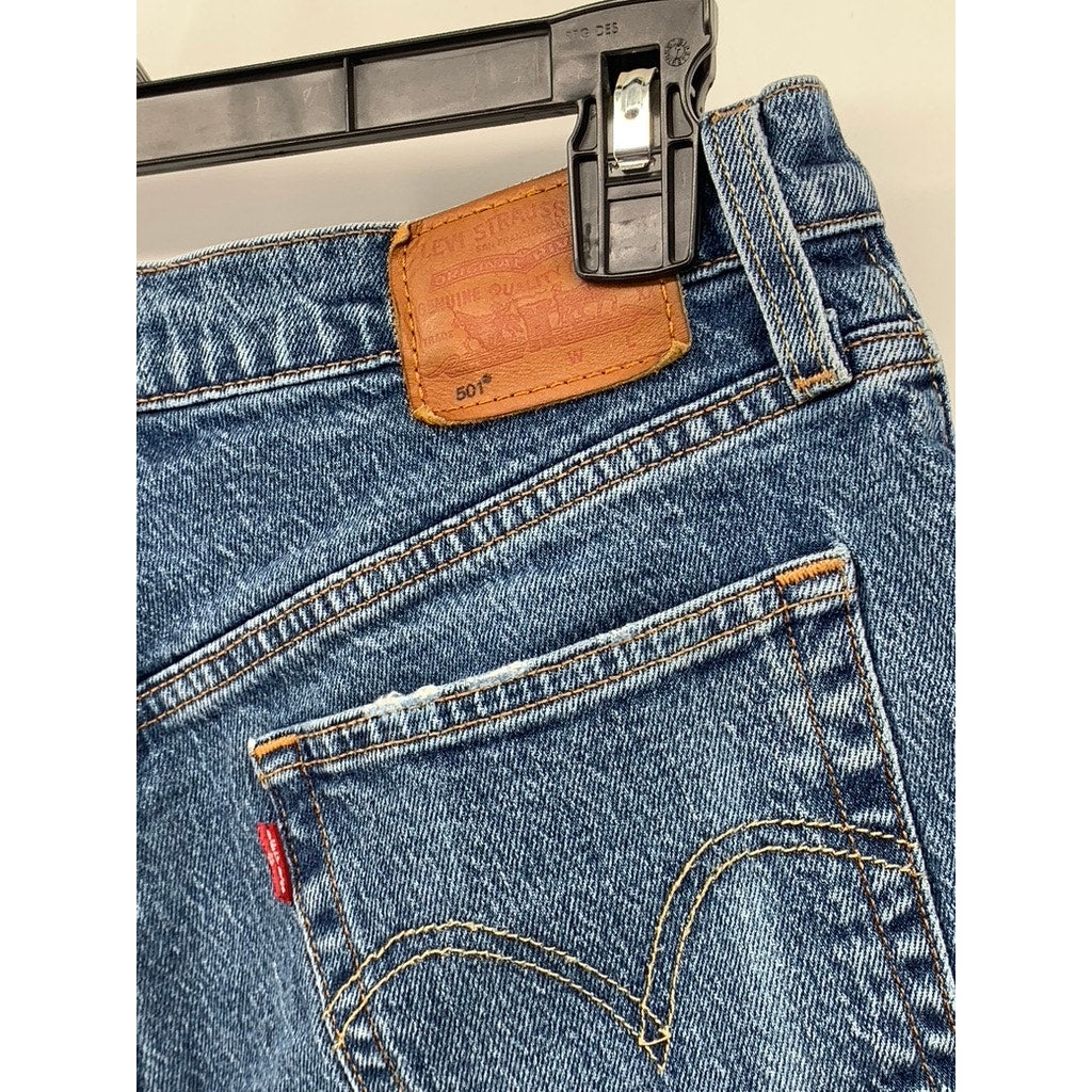 LEVI'S Women's Blue Denim Distressed 501 Button-Fly Regular Fit Shorts SZ 28