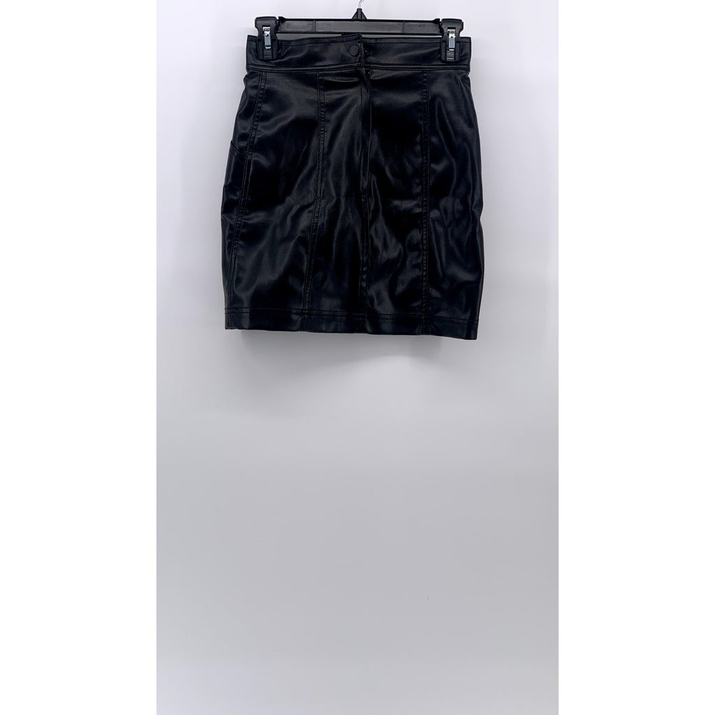 H&M Women's Black Faux-Leather A-Line Mini Skirt SZ 2