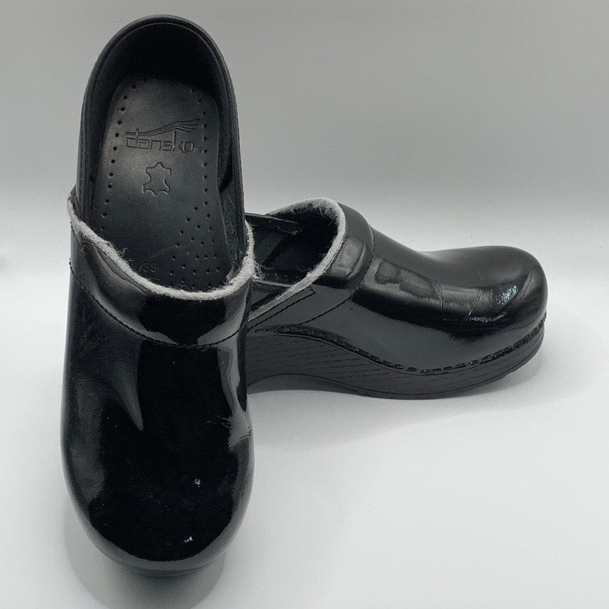 DANSKO Women's Black Patent Leather Anti Fatigue Professional Clog SZ US 7.5-8