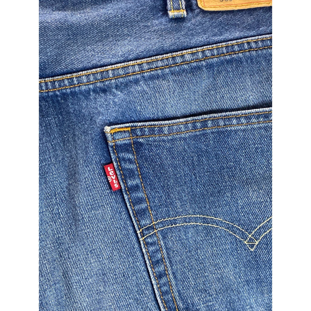 LEVI'S Men's Medium Blue 569 Loose-Fit Faded Five-Pocket Denim Jean Shorts SZ 40