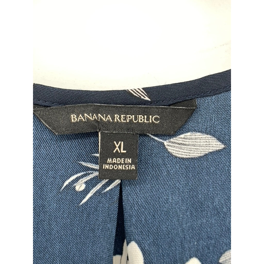 BANANA REPUBLIC Women's Navy Floral Split Neck Short Sleeve Essential Top SZ XL