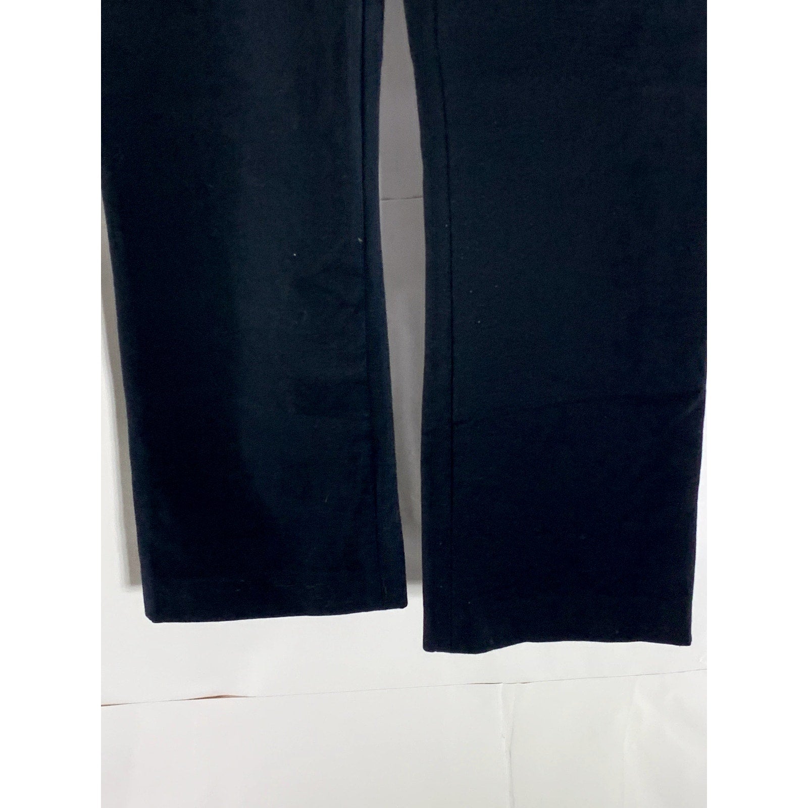 VINCE. Women's Black Solid Side-Zip Cropped Flare Pant SZ M